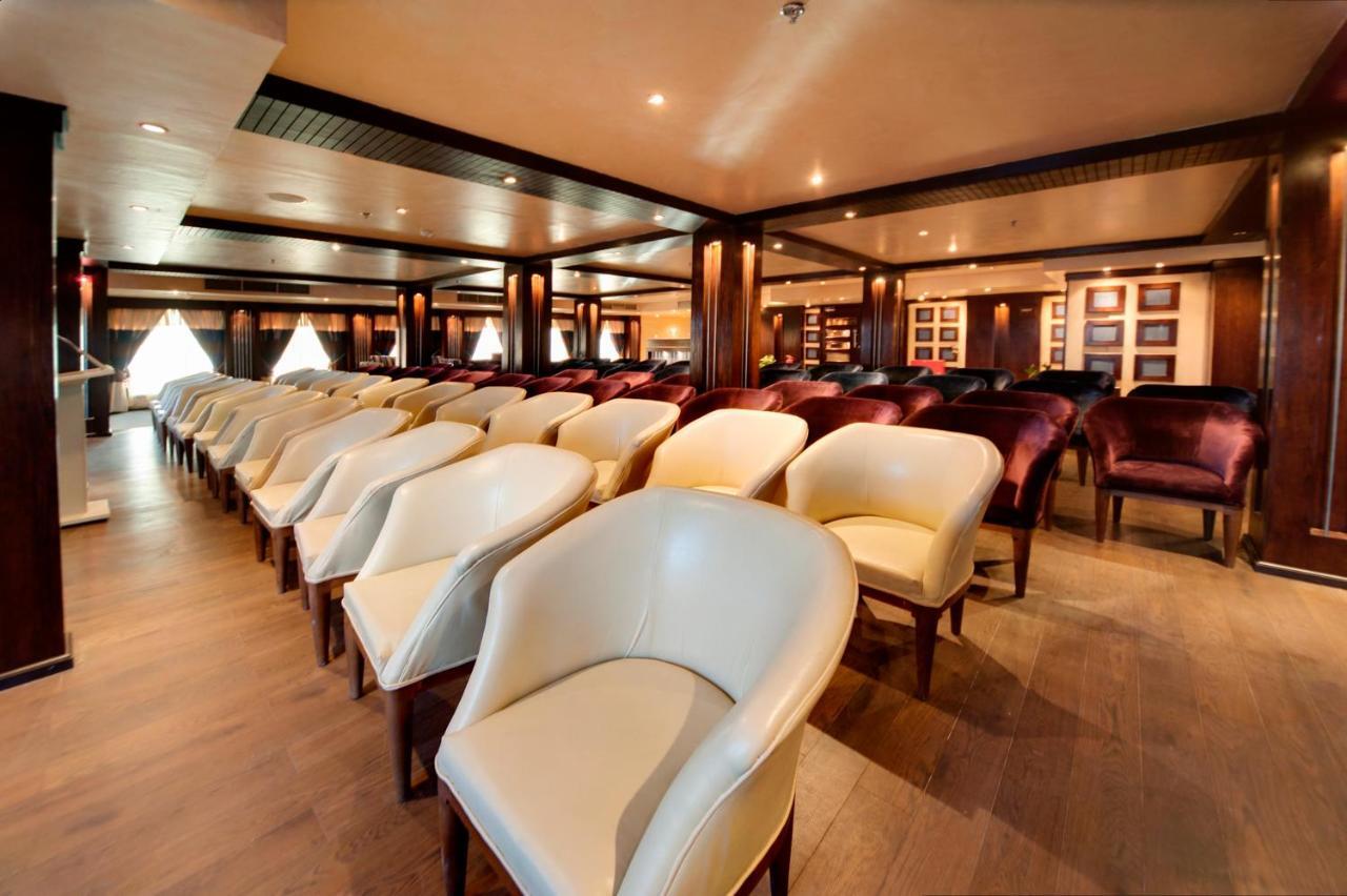 Sunrise African Dreams Cruise -Grand Select- Aswan Buitenkant foto